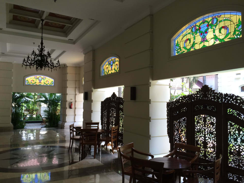 In der Nähe der Lobby The Phoenix Hotel Yogyakarta
