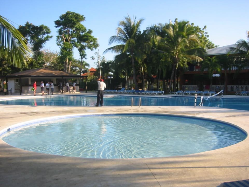 Der große Pool mit Kinderbecken. BelleVue Dominican Bay
