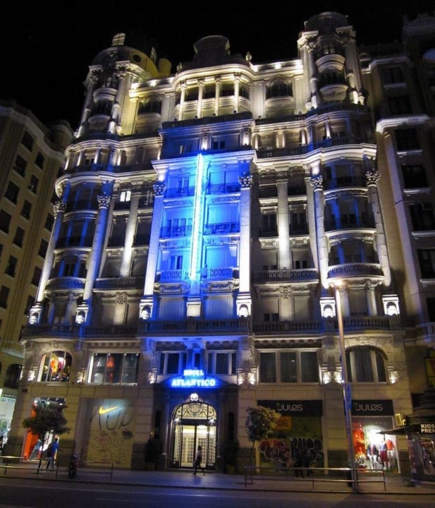 Night view Hotel Atlantico