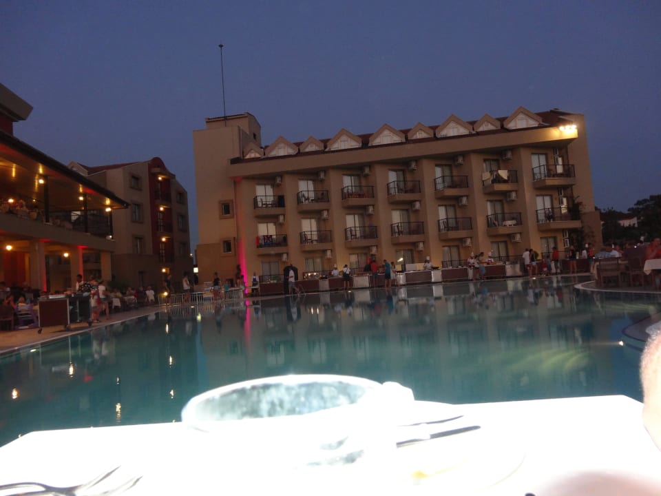 Pool Hotel Victory Resort