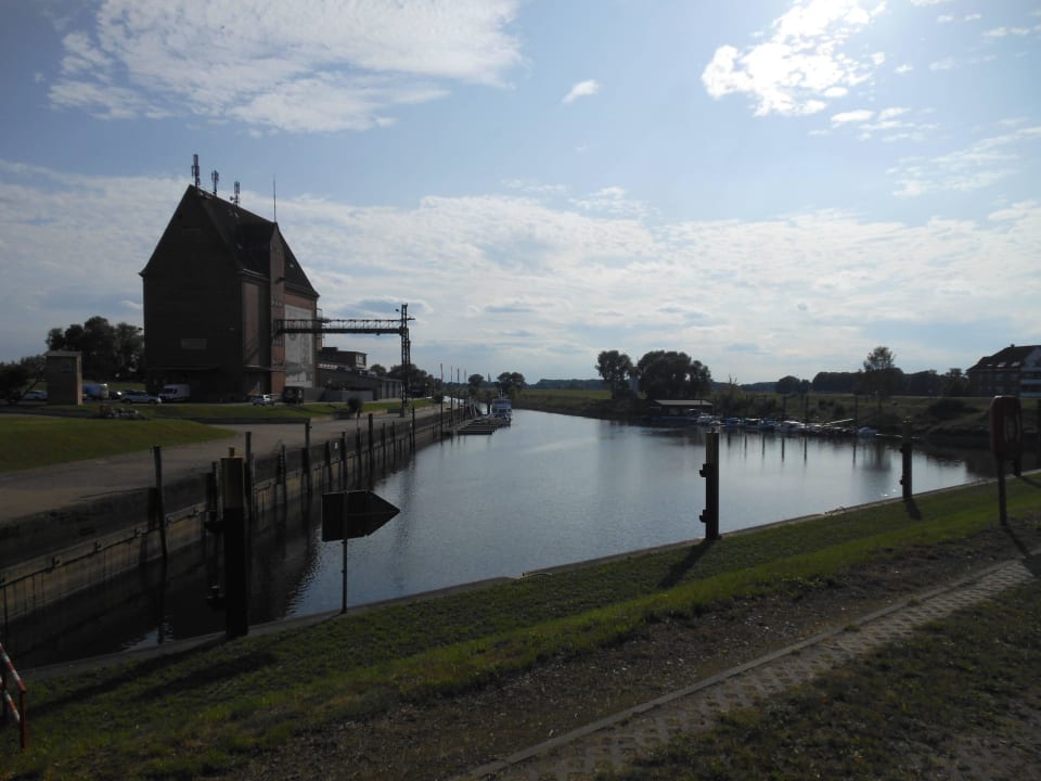 Außenansicht Hotel Dömitzer Hafen