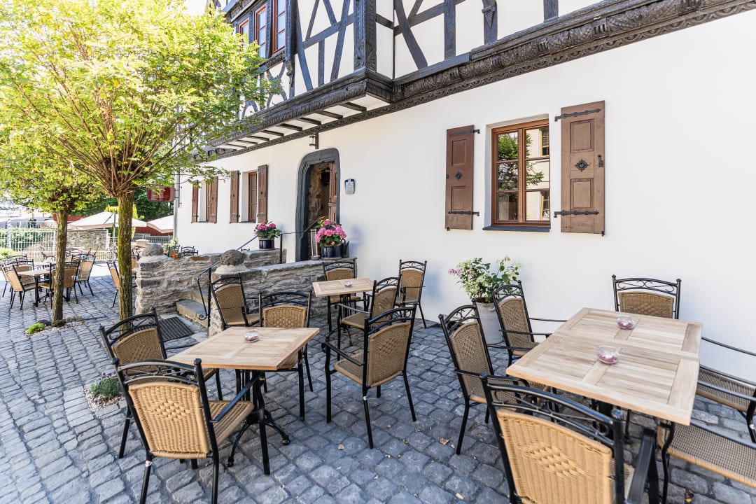 Gastro Landgasthof zur Burg Grenzau