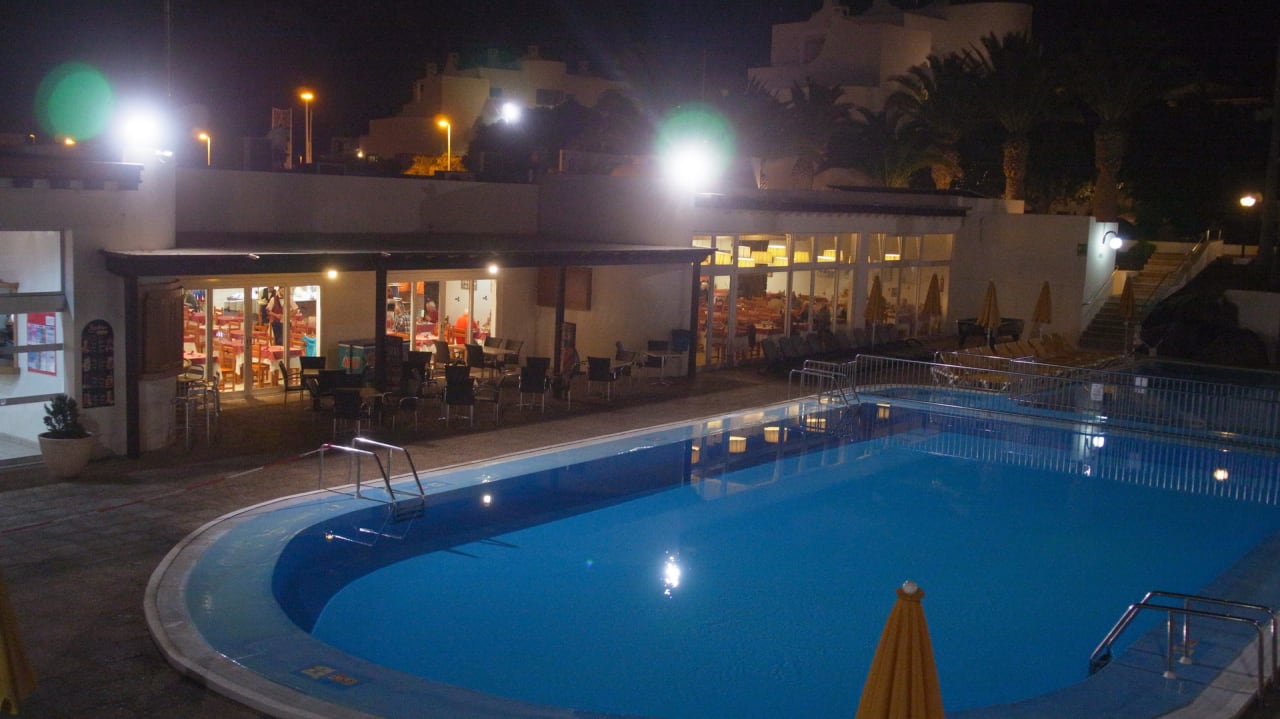 Pool Aparthotel Costa Mar