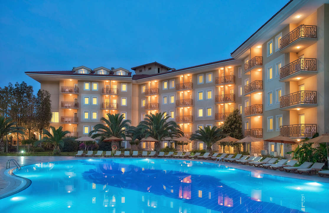 Außenansicht Akka Claros Hotel