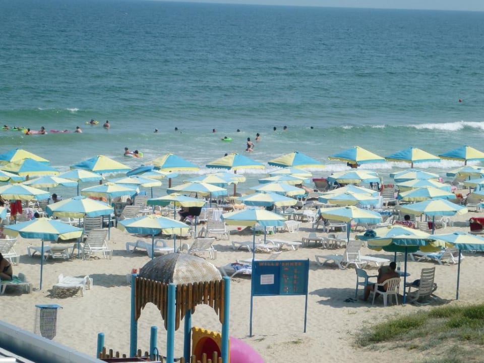 Hotelstrand mit Spielplatz Hotel Slavuna