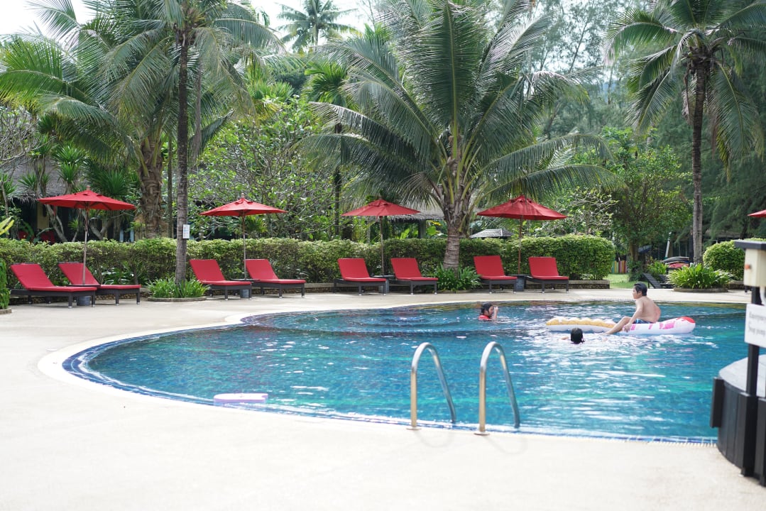 Pool Centara Koh Chang Tropicana Resort