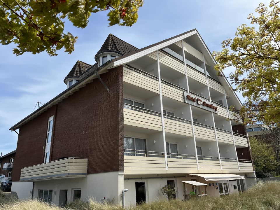 Außenansicht Hotel Strandburg
