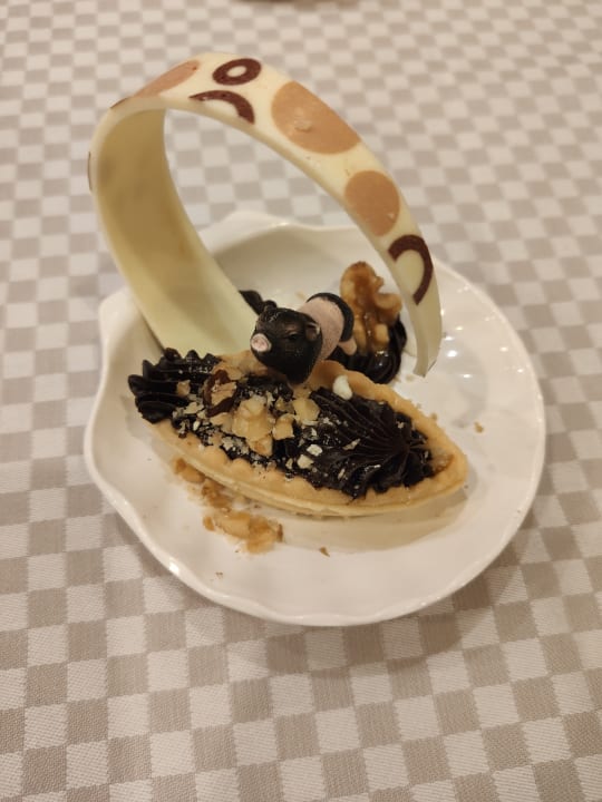 Gastro Serenity Alpha Beach