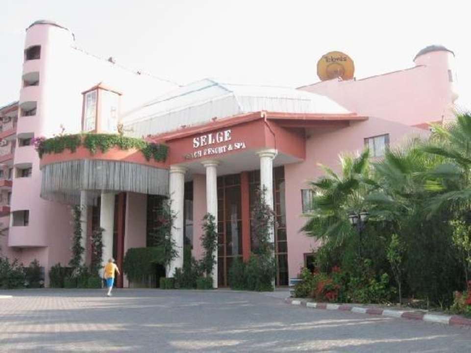 Hotel eingang Selge Beach Resort
