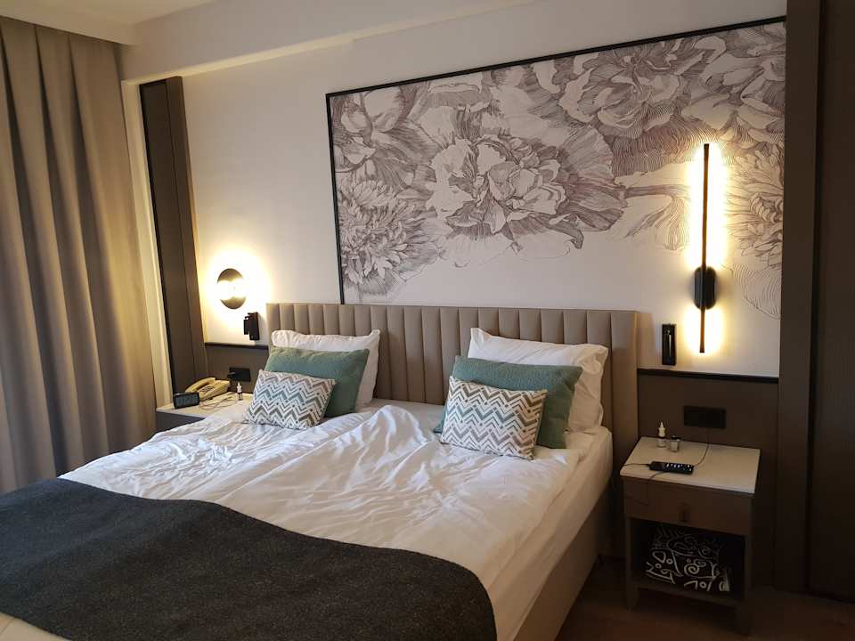 Zimmer Side Breeze Hotel