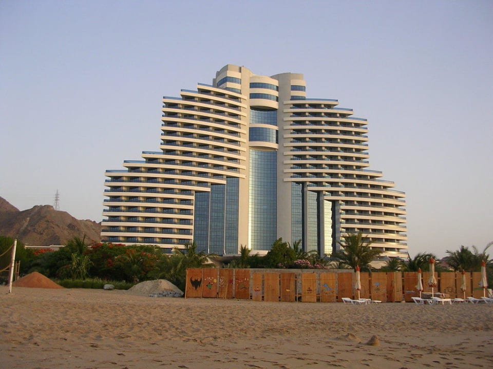 Фото le meridien al aqah beach resort