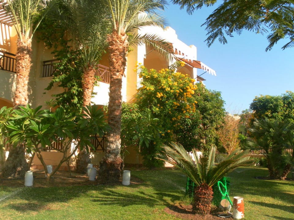 Sehr gepflegte Gartenanlage The Grand Hotel Sharm El Sheikh