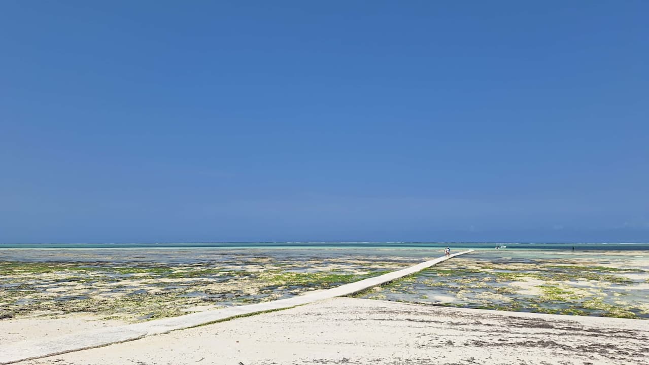 Strand Karafuu Beach Resort & Spa