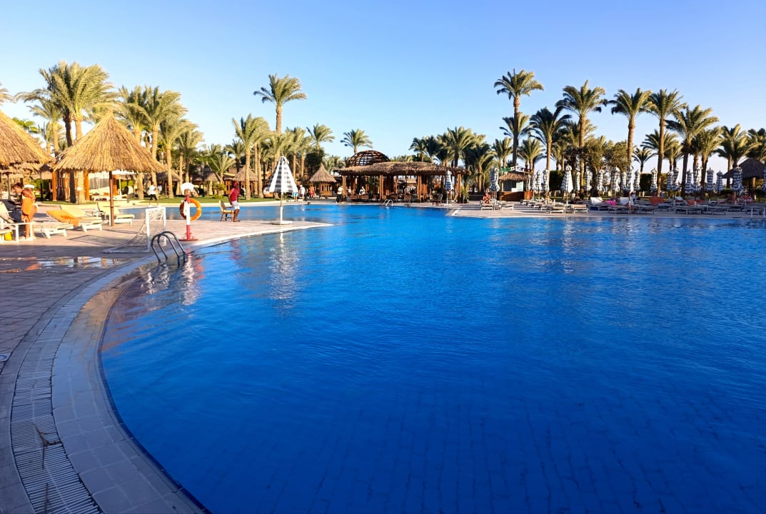 Pool Siva Grand Beach