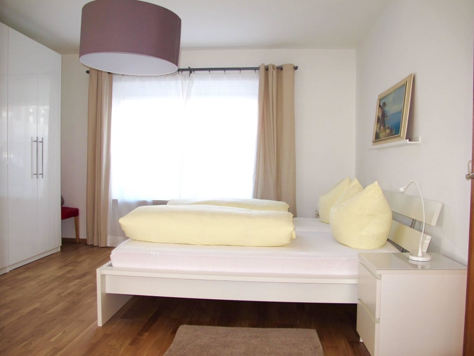 2. Schlafzimmer im EG Ferienwohnung Hans im Glück