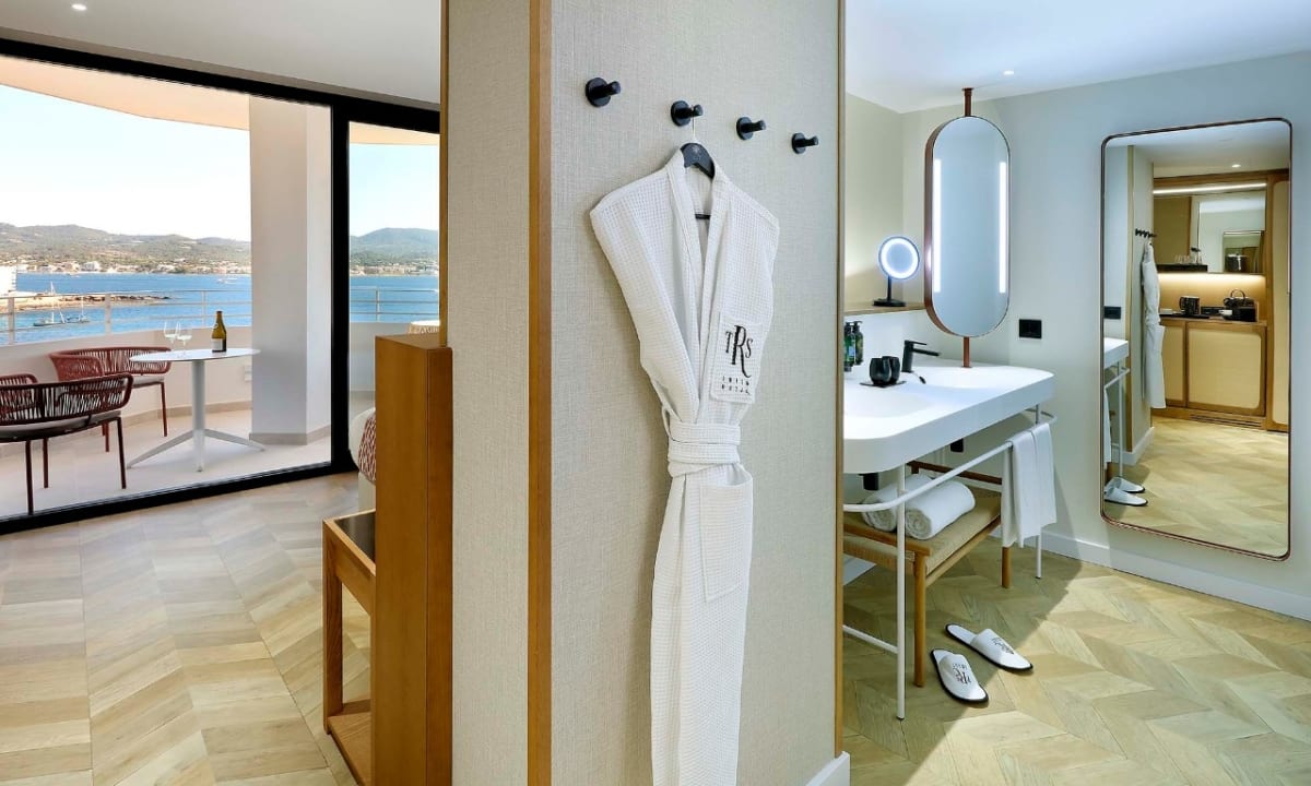 Zimmer The Signature Level at TRS Ibiza Hotel
