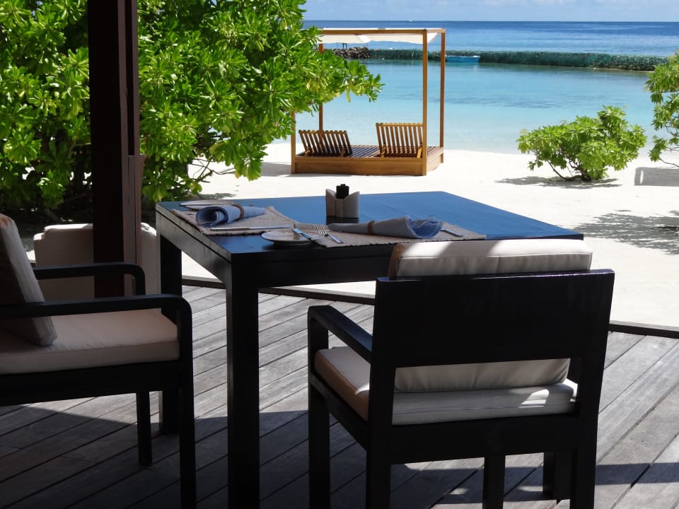 Der 2. Pool am Restaurant Vibes Lily Beach Resort & Spa