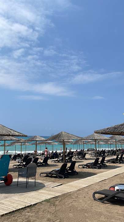 Strand Lago Hotel