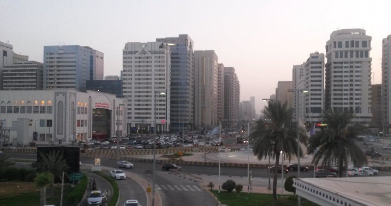 Ausblick zur Stadt Le Meridien Abu Dhabi Resort