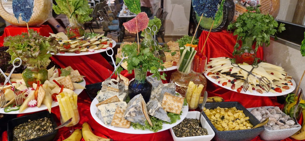 Gastro Hotel Riu Karamboa