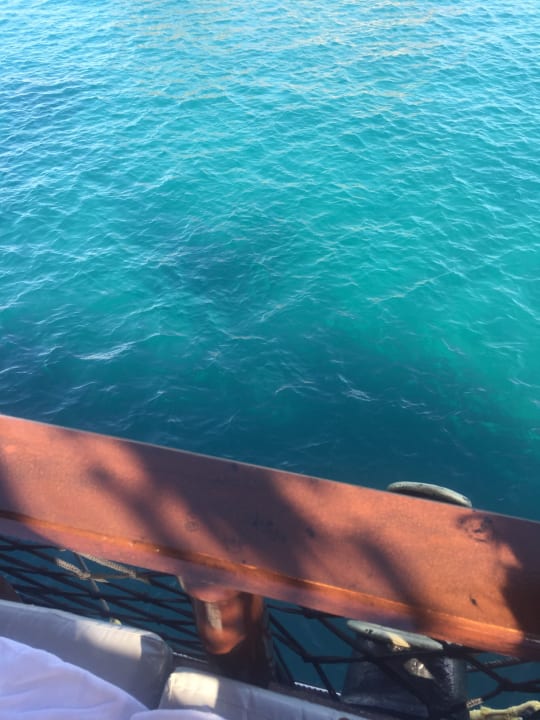 Strand Well Palace Side