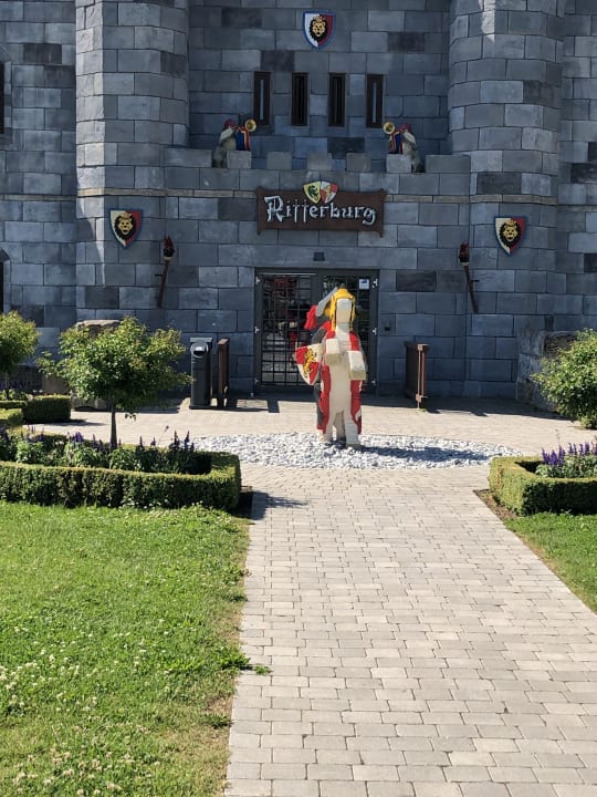 Außenansicht LEGOLAND Ritterburg & Königsburg & Drachenburg
