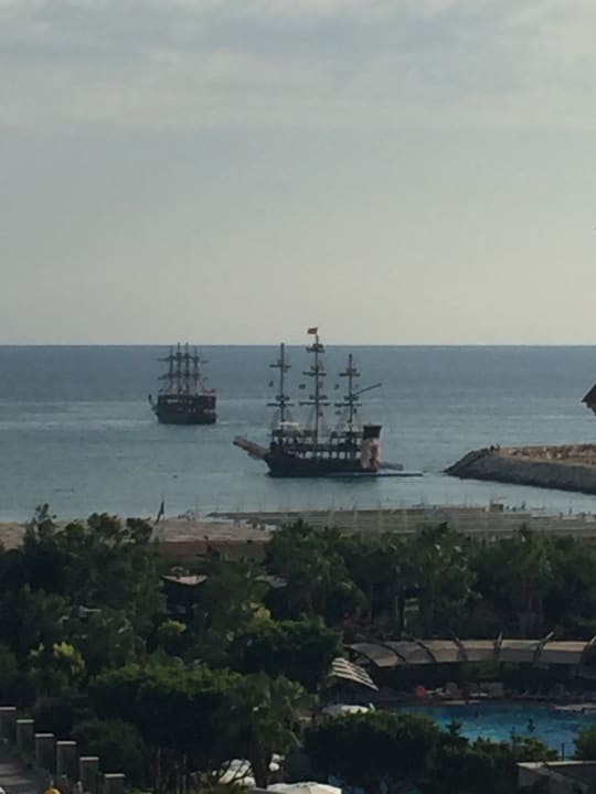 Ausblick Port Side Resort Hotel