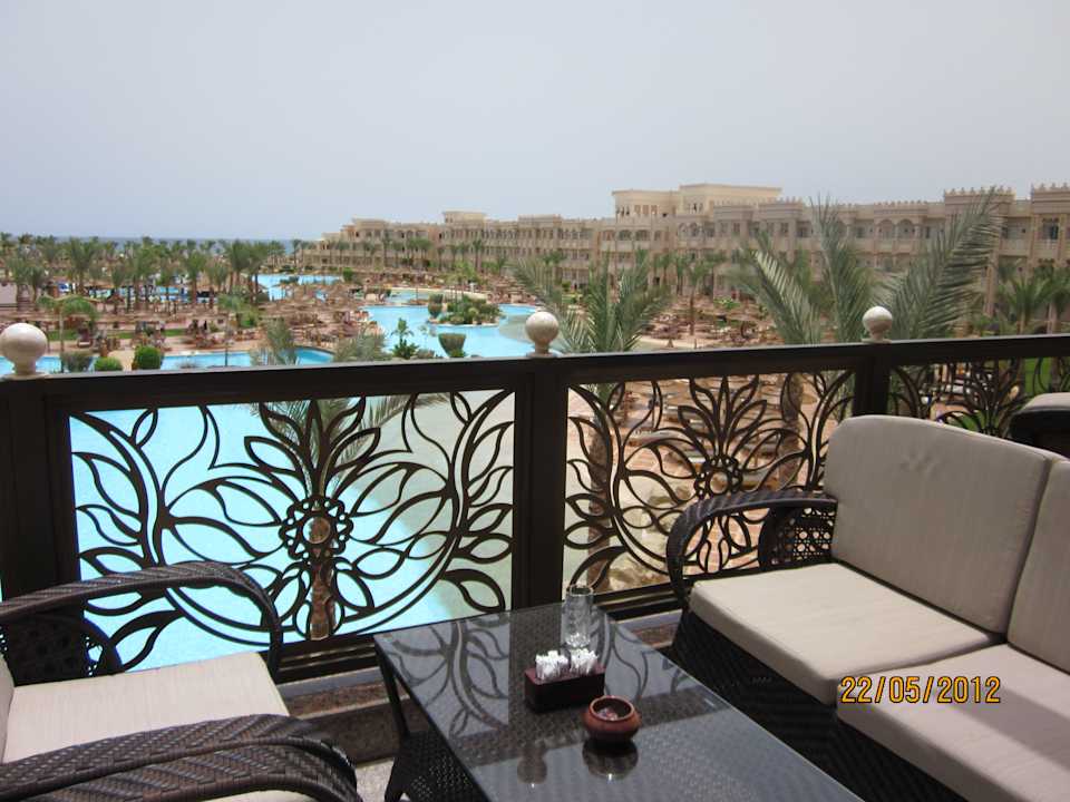 Blick von der Lobby auf den Pool Pickalbatros Palace Resort