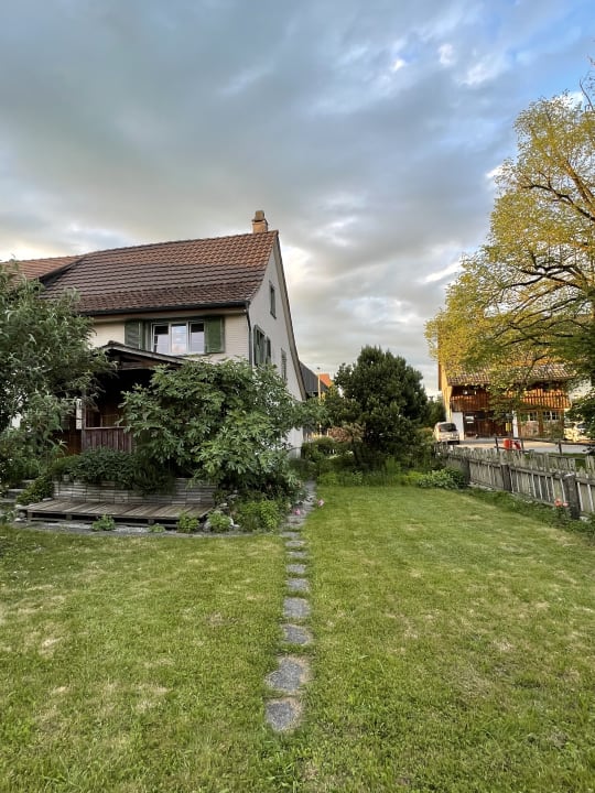 Außenansicht Strohhotel Bodensee