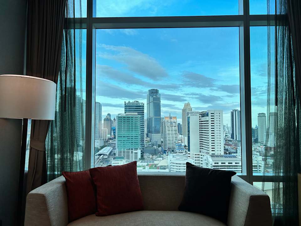 Zimmer Eastin Grand Hotel Sathorn