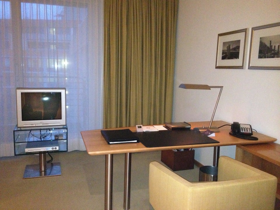 Schreibtisch The Mandala Hotel