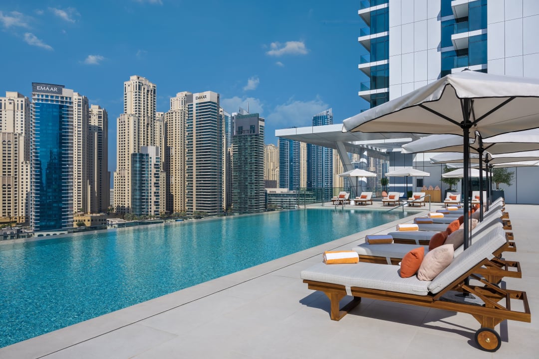Pool Vida Dubai Marina & Yacht Club