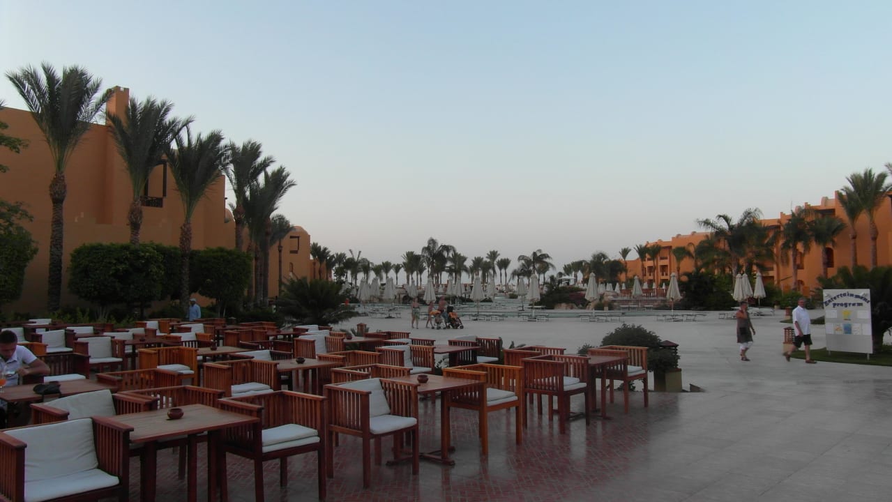 Hauptterrasse Stella Beach Resort & Spa Makadi Bay