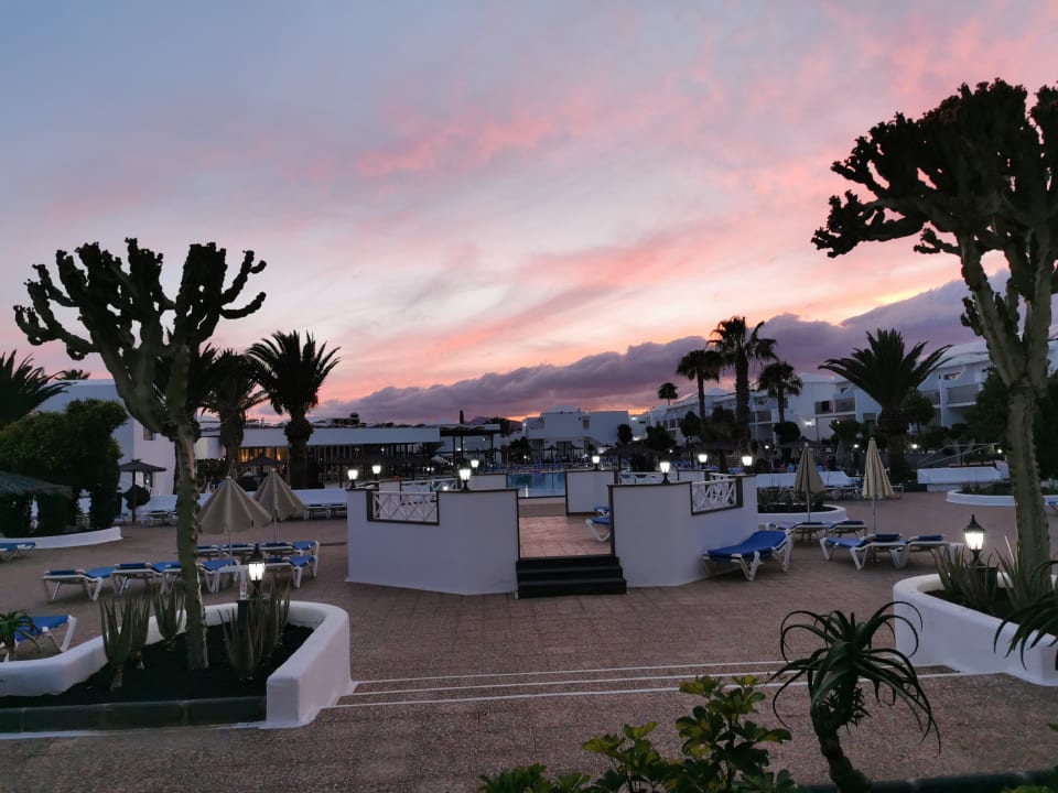 Außenansicht Hotel Floresta