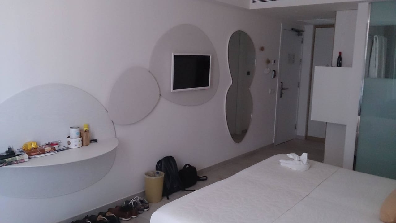 Schreibtisch und Fernseher Son Moll Sentits Hotel & Spa