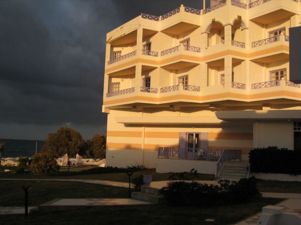 Oktober 2008 Herbststimmung Serita Beach Hotel Serita Beach