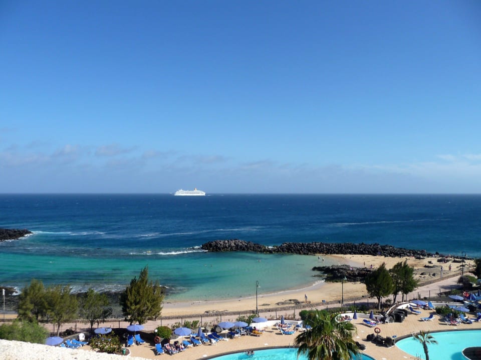 Schönste Badebucht Hotel Grand Teguise Playa