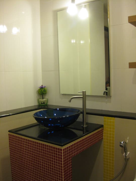 Bad Hotel Ayara Grand Palace