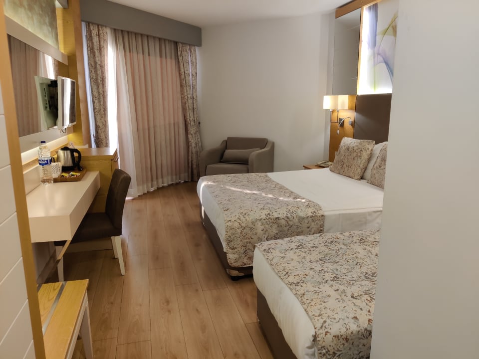 Zimmer Glamour Resort & Spa