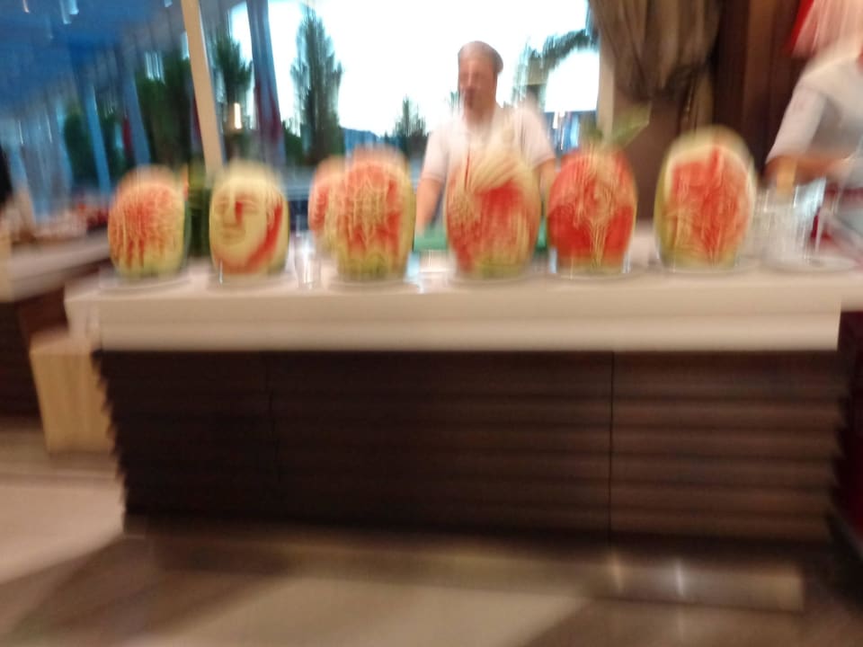 Melonen Schnitzerein Diamond Elite Hotel & Spa