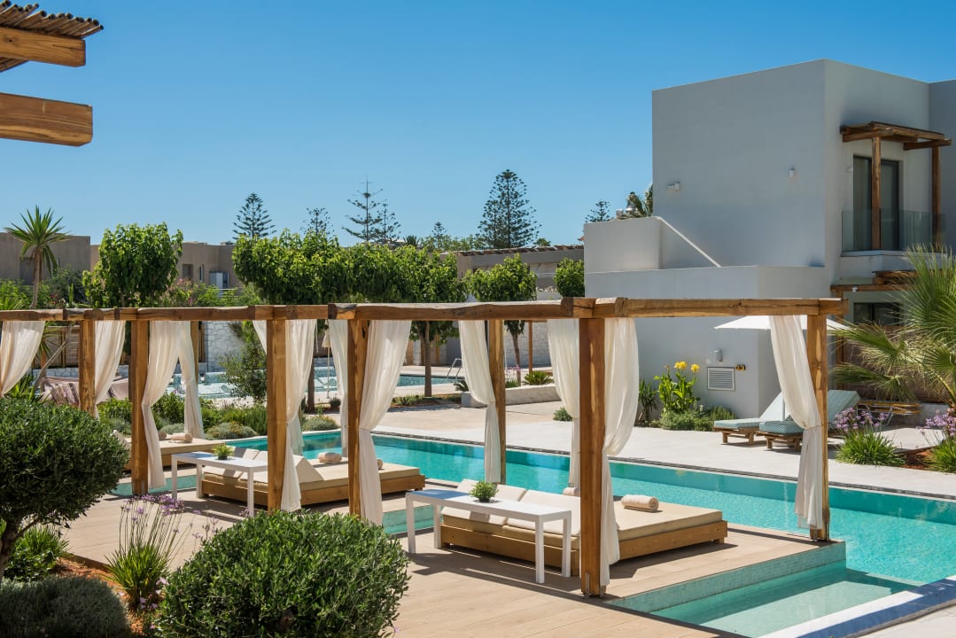 Pool Paralos Lifestyle Beach