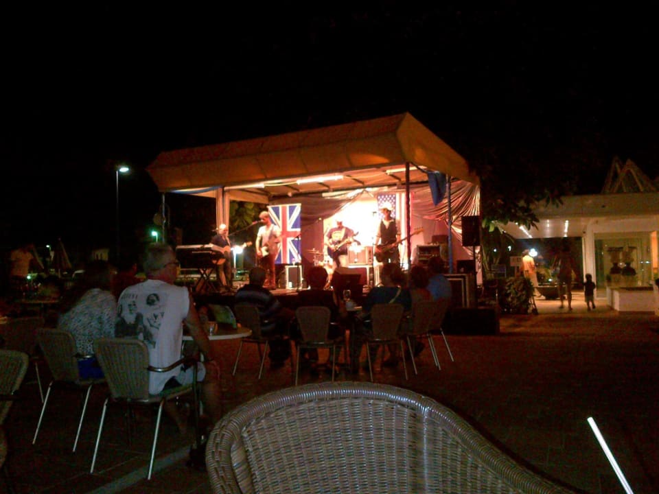 Liveband im Abendprogramm Grupotel Los Principes & Spa