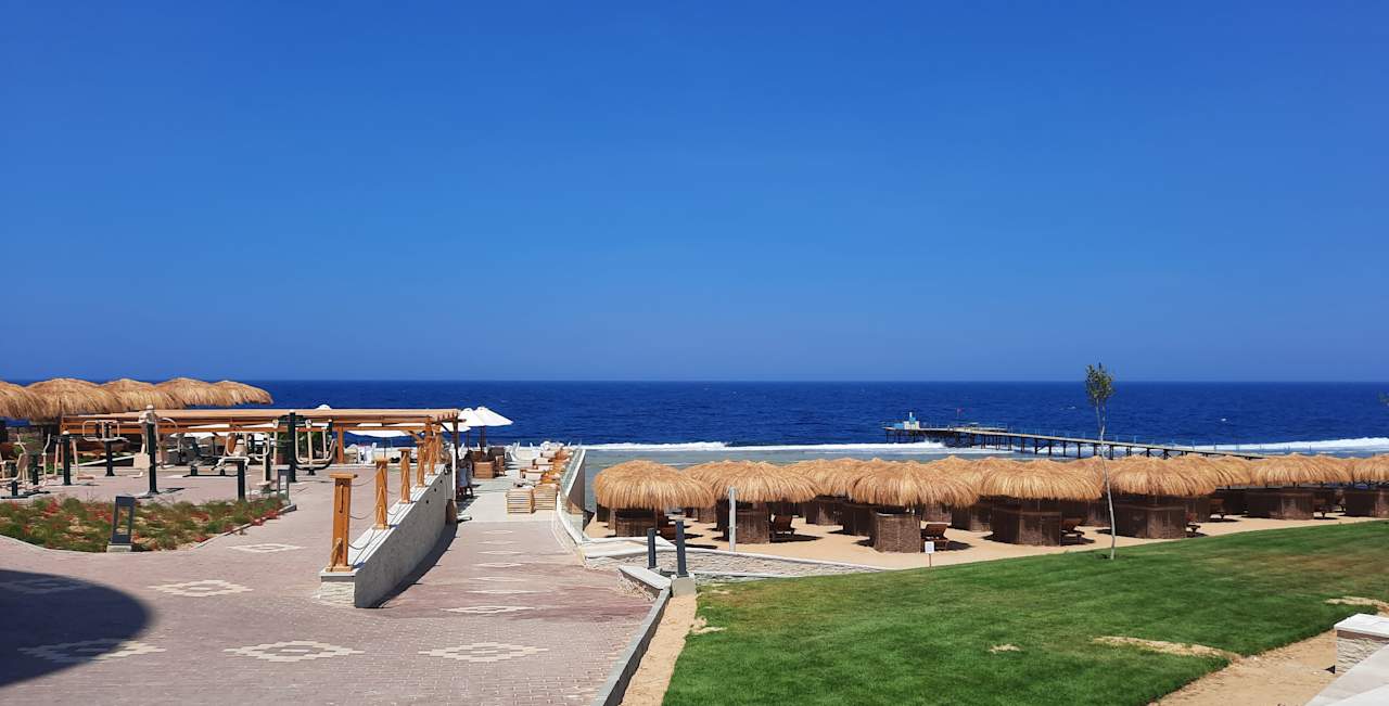 Strand Diamond Beach by Pearl Resort