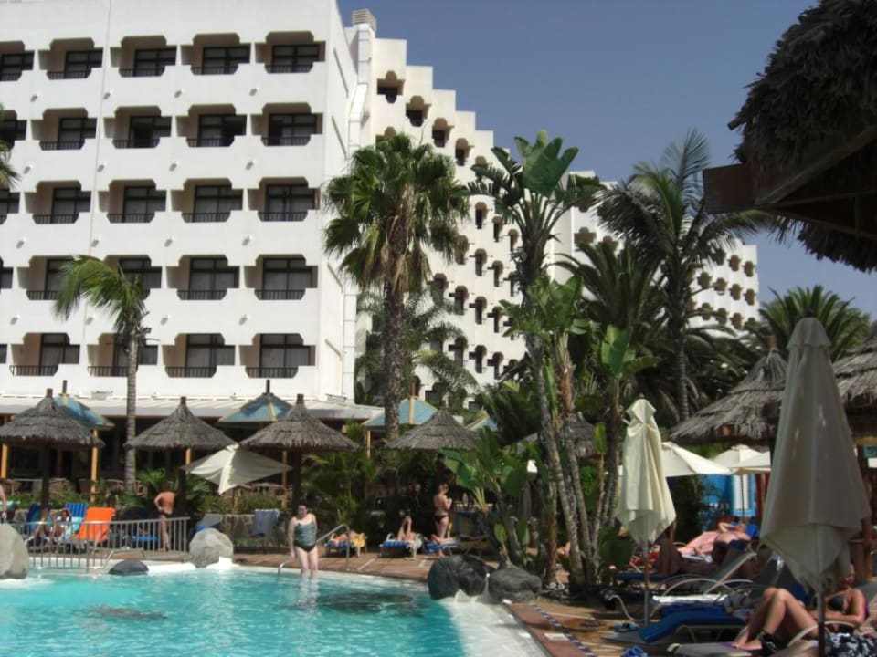 Pool Corallium Beach by Lopesan Hotels - Adults only