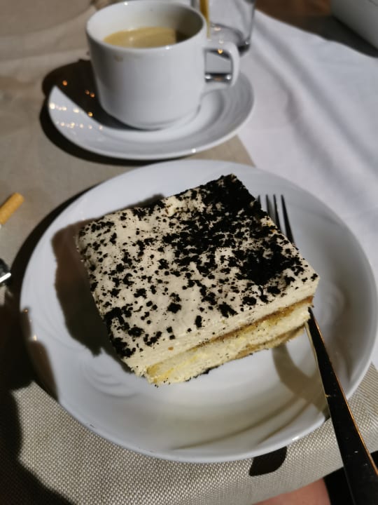 Gastro Saturn Palace Resort Hotel