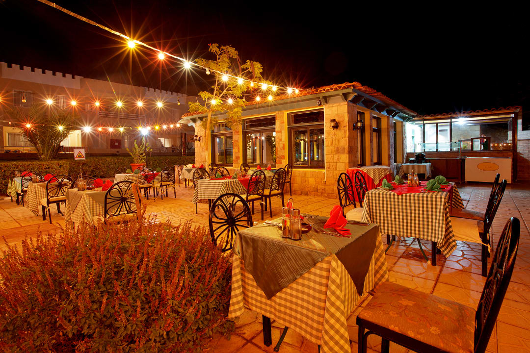 Restaurant Golden Beach Resort