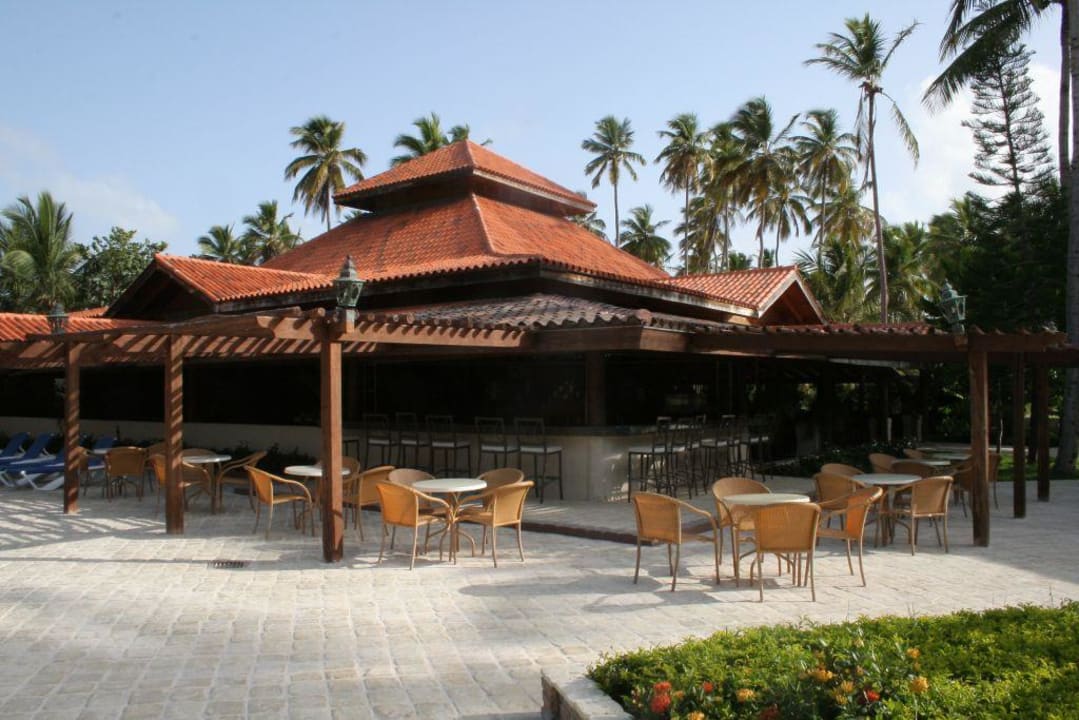 Hotelanlage,vom Strand zur Rezeption 4 Villas Bavaro Resort & Spa