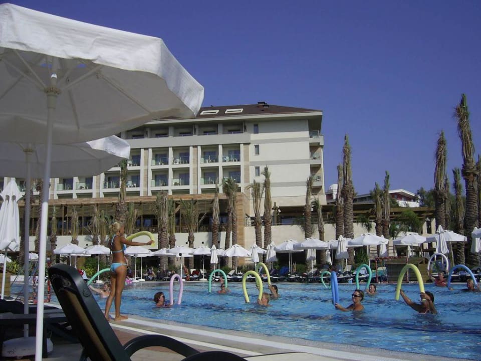 Wassergamnastik mit Vicki! Sunis Kumköy Beach Resort Hotel & Spa