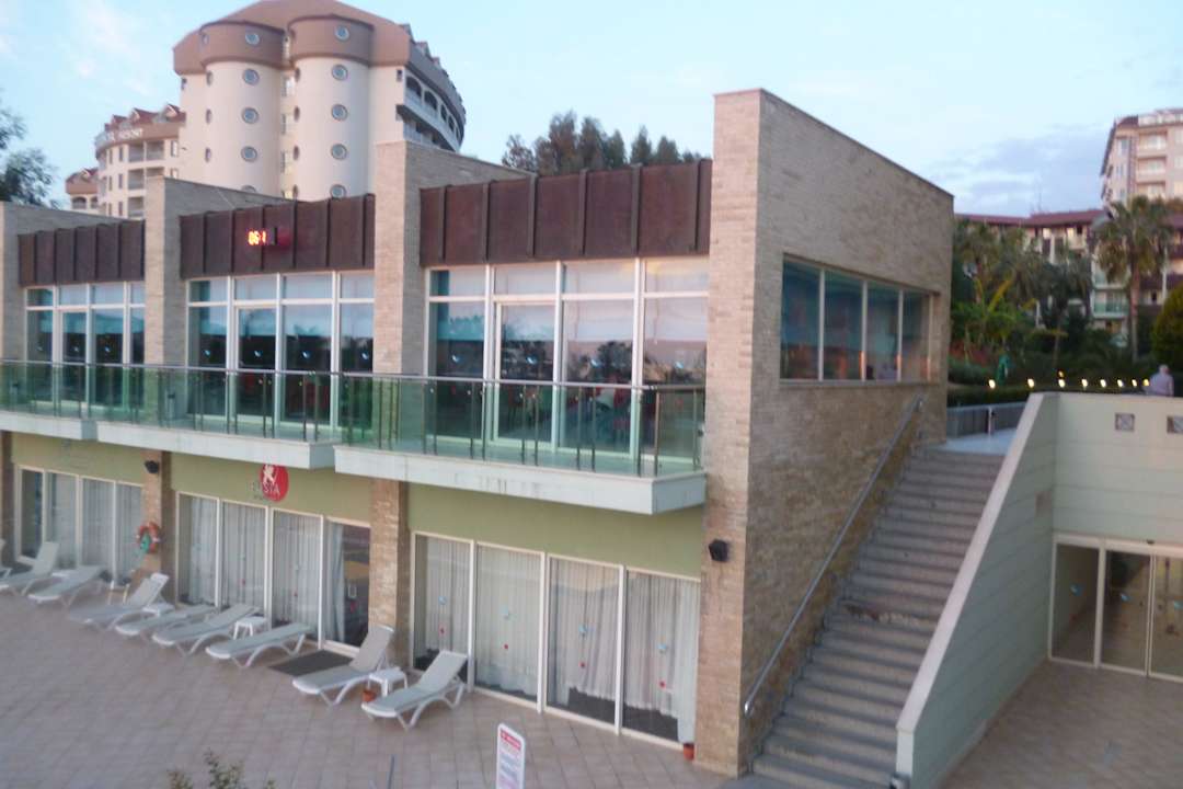 Unteren Teil -Themenrestaurants Sealife Buket Resort & Beach