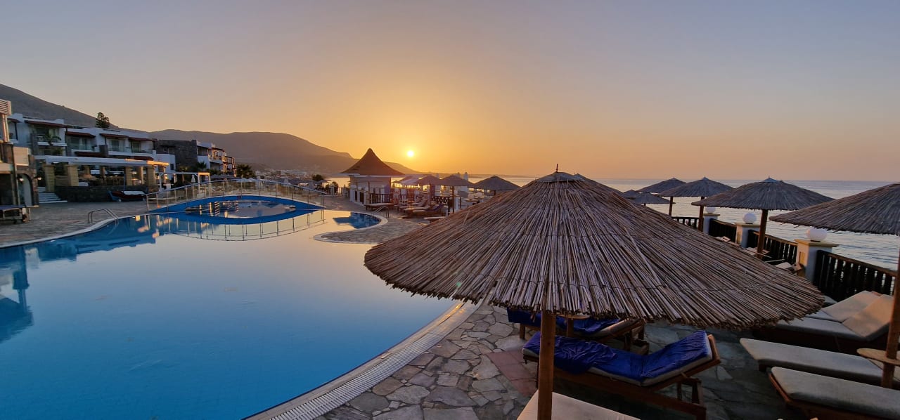 Pool Alexander Beach Hotel & Village Resort